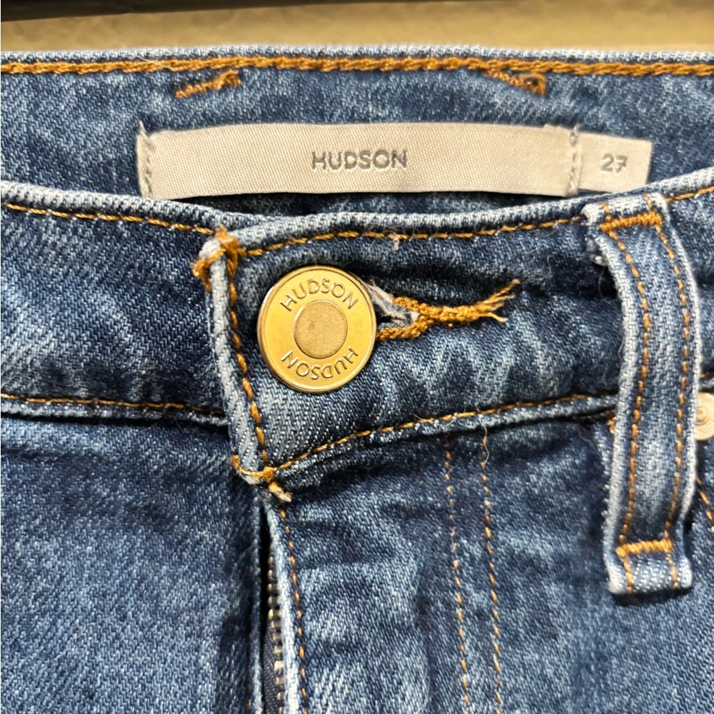 Hudson Jeans Women's Classic Blue Straight Jeans - Picture 2 of 4